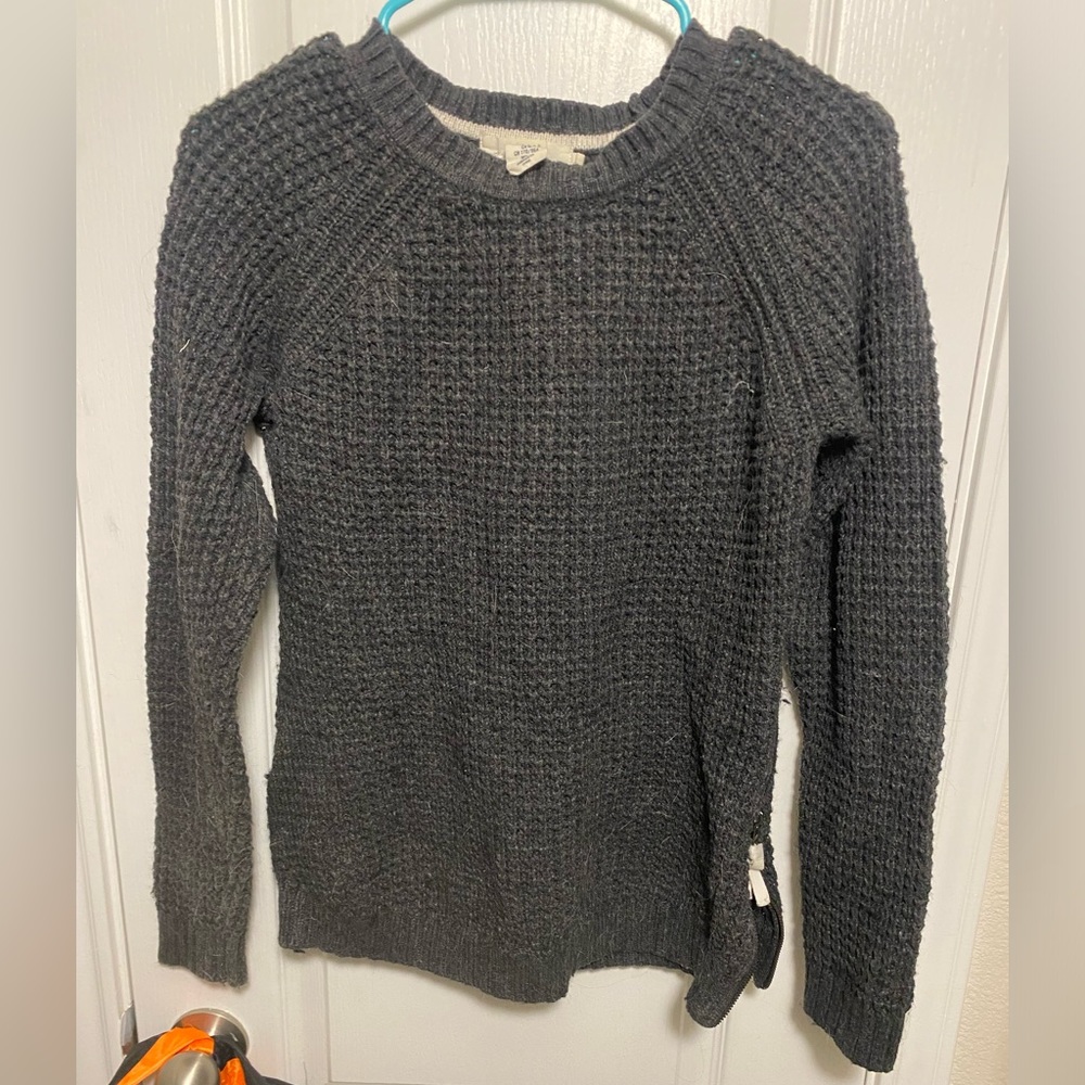 Grey sweater